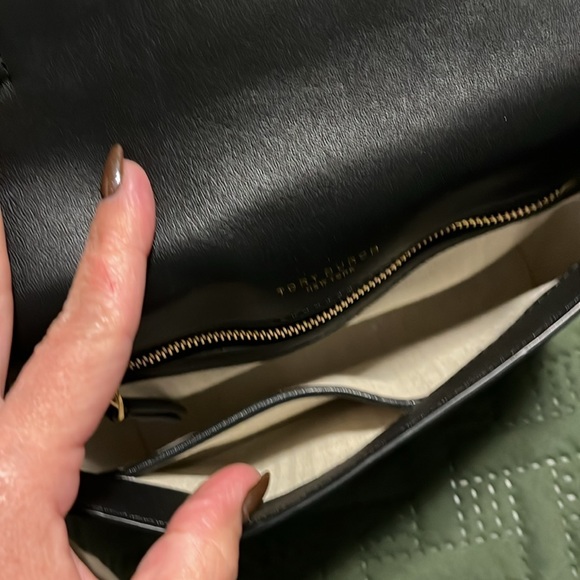 Good condition leather crossbody Tory Burch - Picture 9 of 10